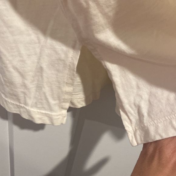 American Eagle Outfitters oversized Women's Cream “save the bees” t-shirt medium - Picture 7 of 10